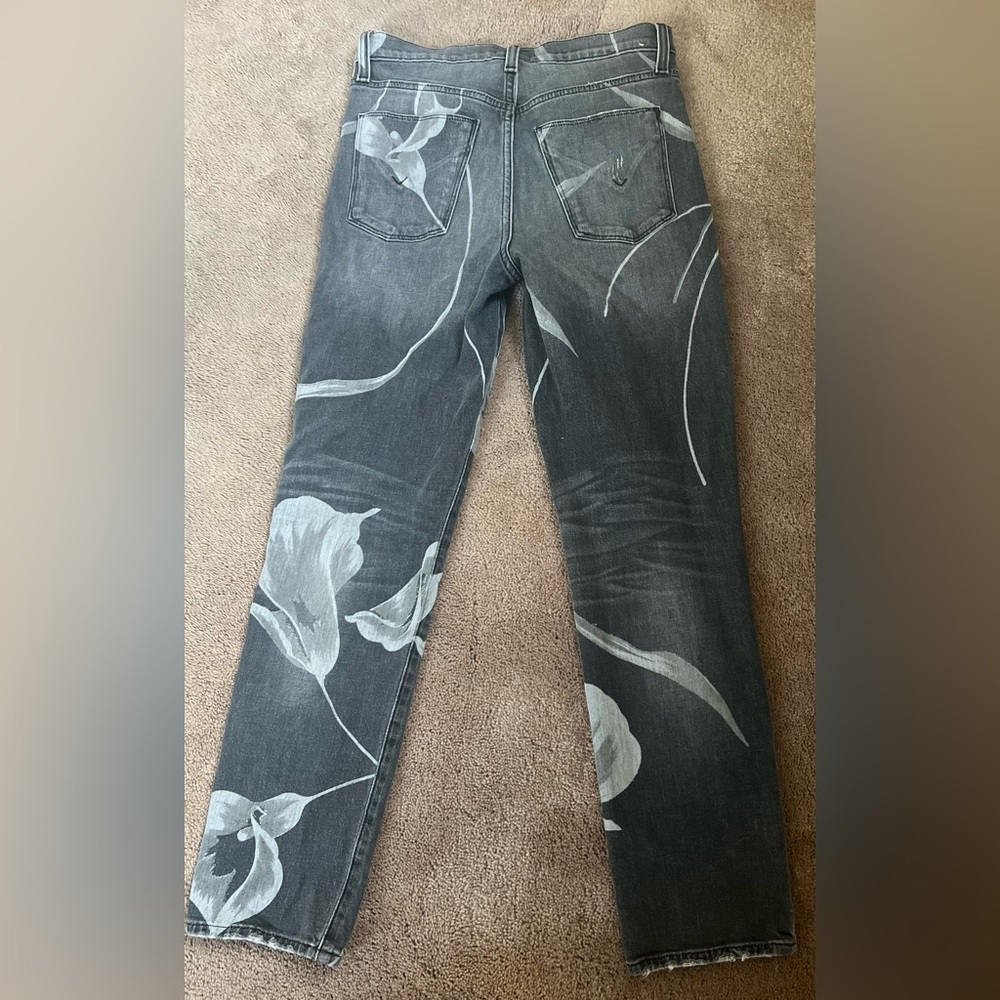 Women’s jeans size 25 Hudson gently used great shape